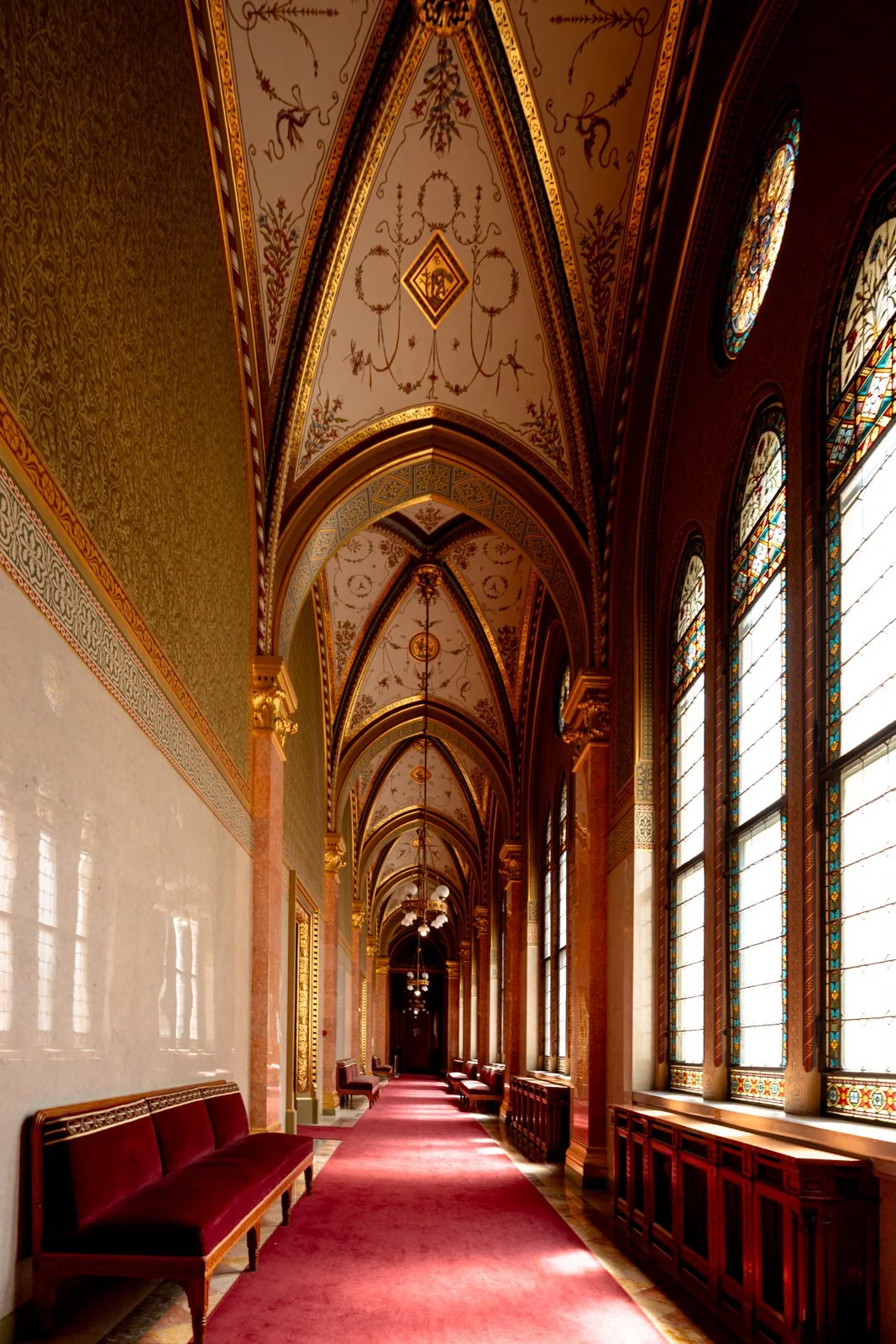 2025 BUDAPEST PARLIAMENT-22.jpg