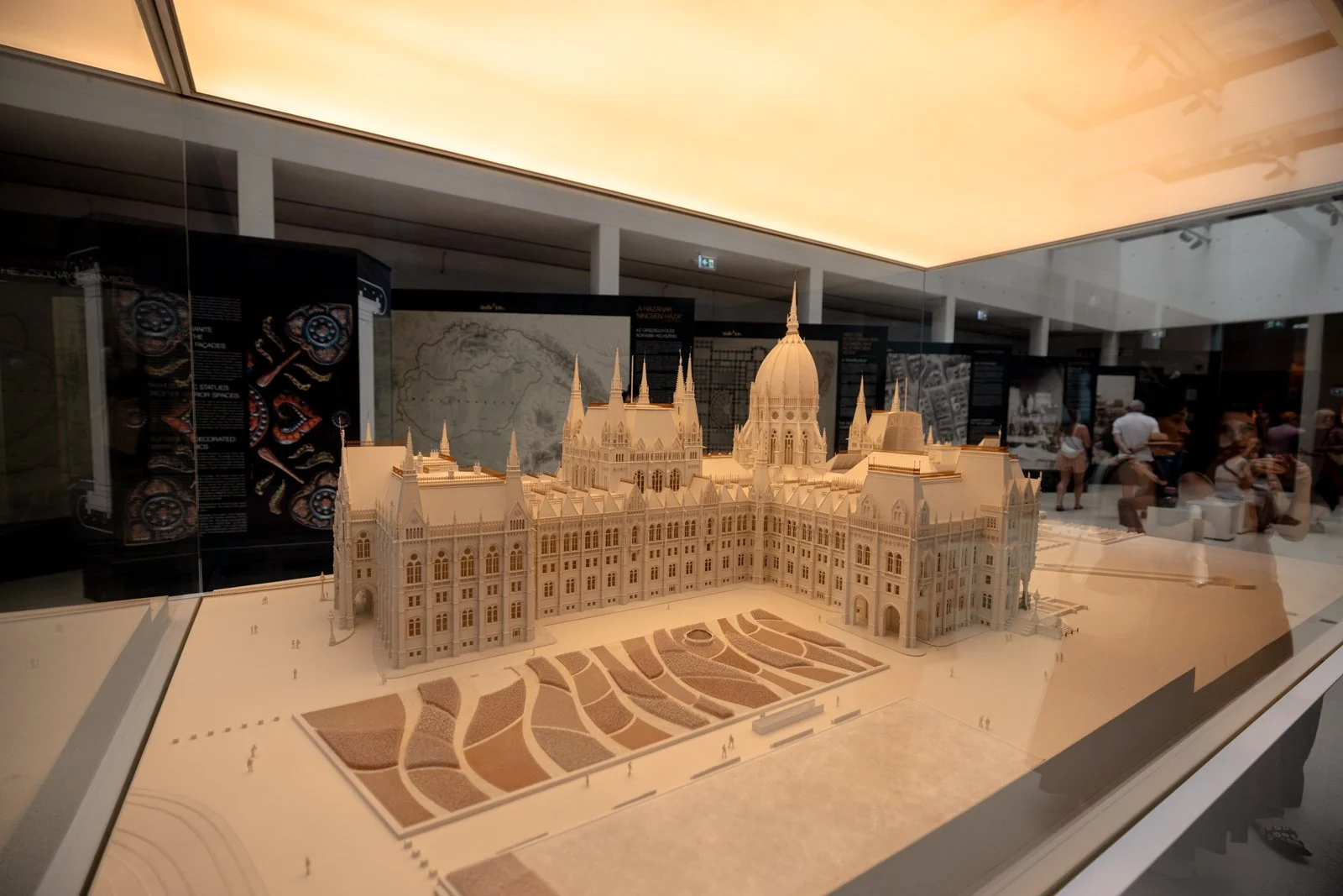 2025 BUDAPEST PARLIAMENT-40.jpg