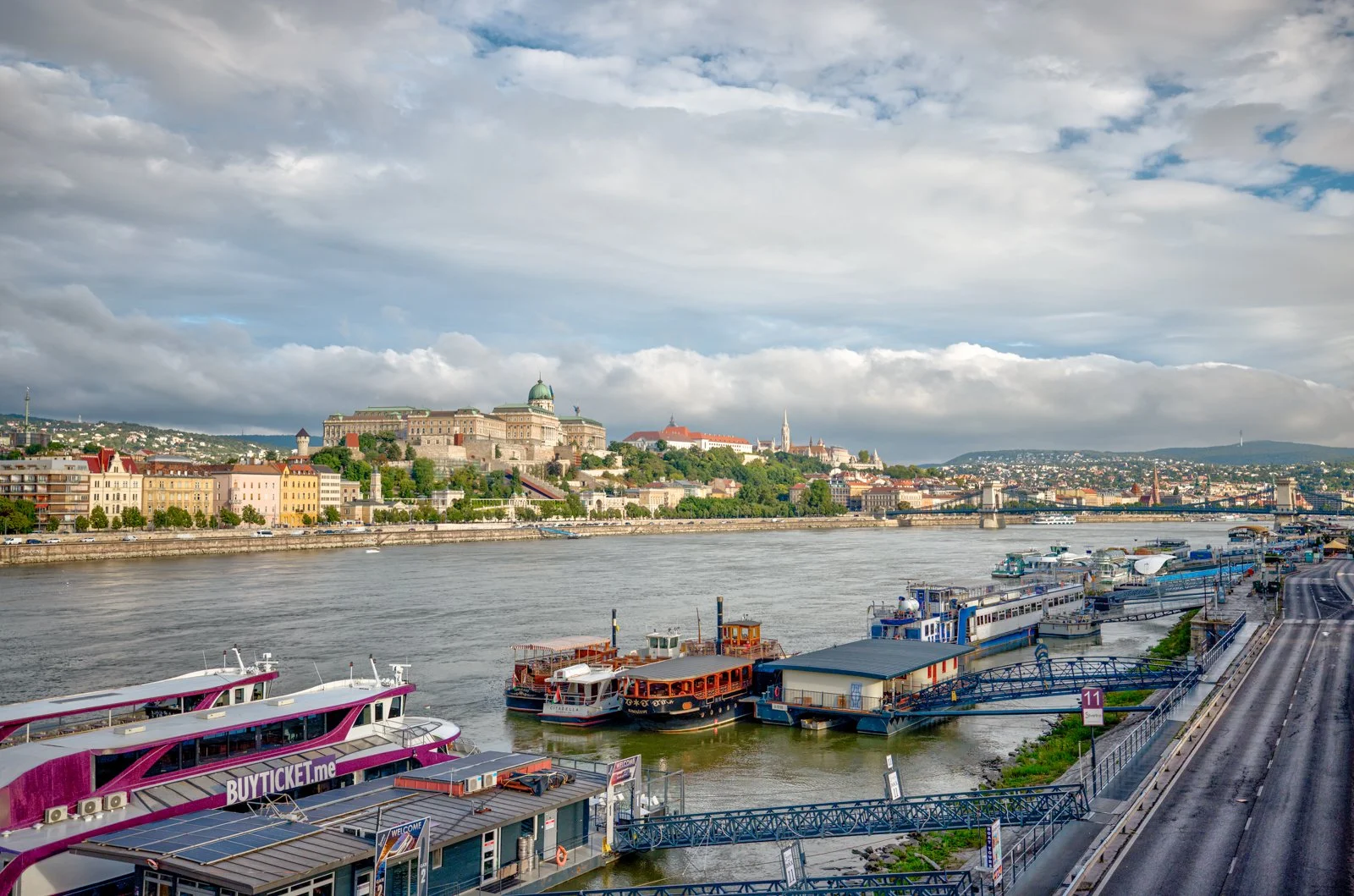 2025 BUDAPEST STREETSCAPES-43.jpg