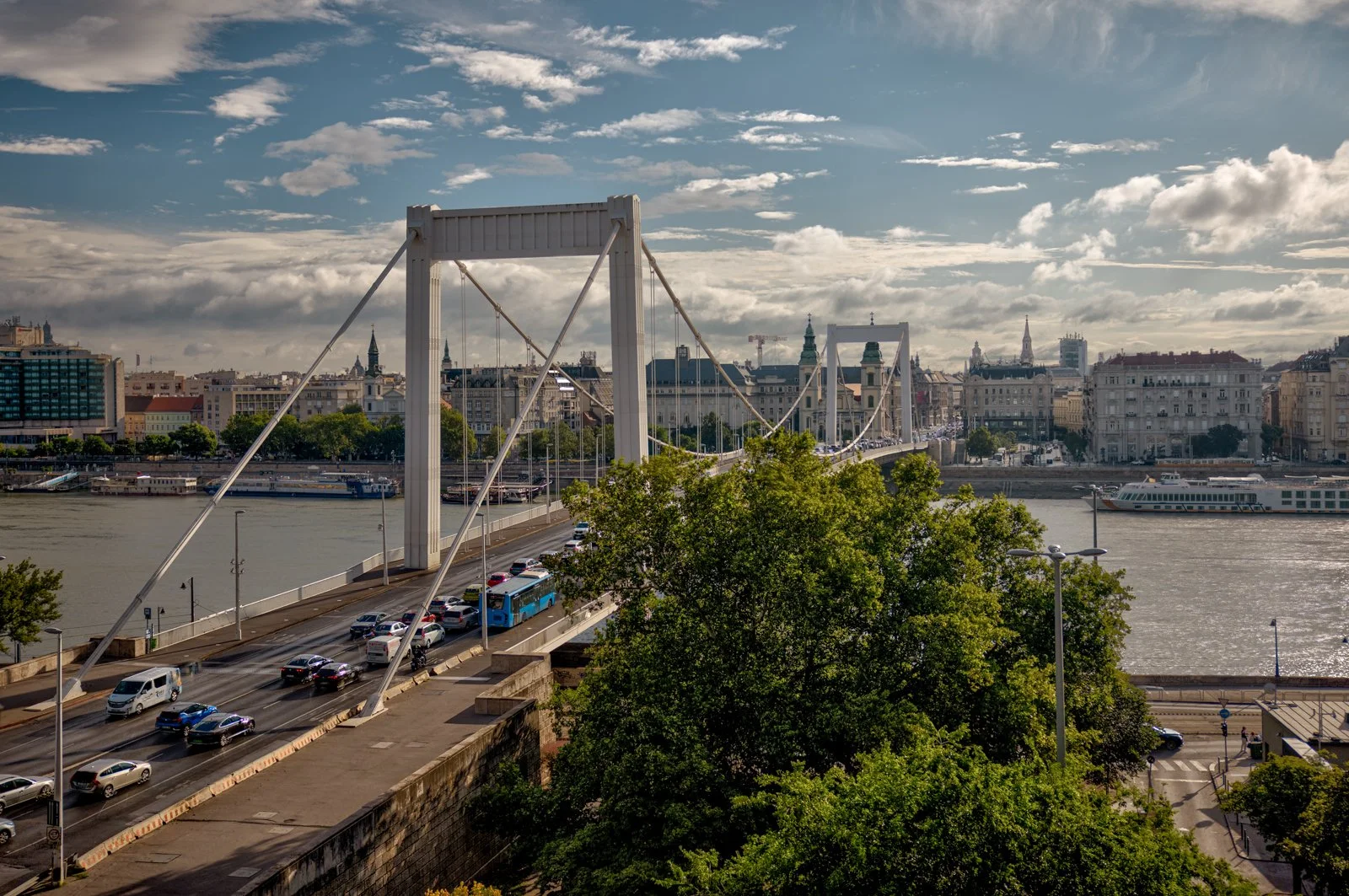 2025 BUDAPEST STREETSCAPES-60.jpg