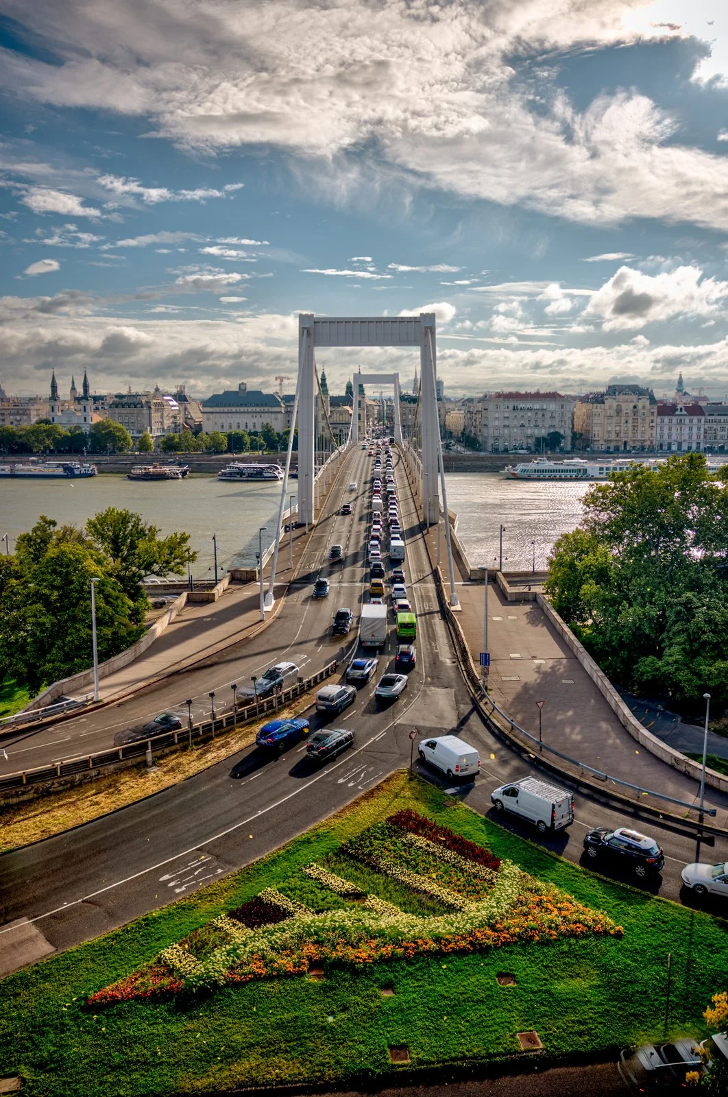 2025 BUDAPEST STREETSCAPES-61.jpg