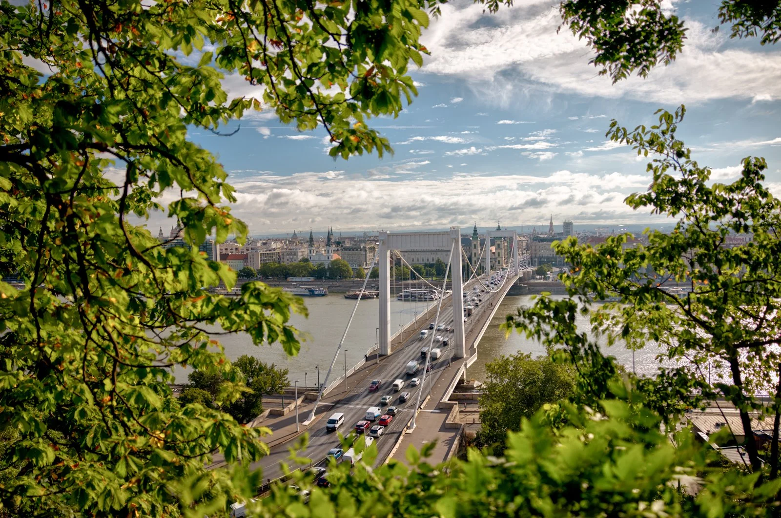 2025 BUDAPEST STREETSCAPES-64.jpg