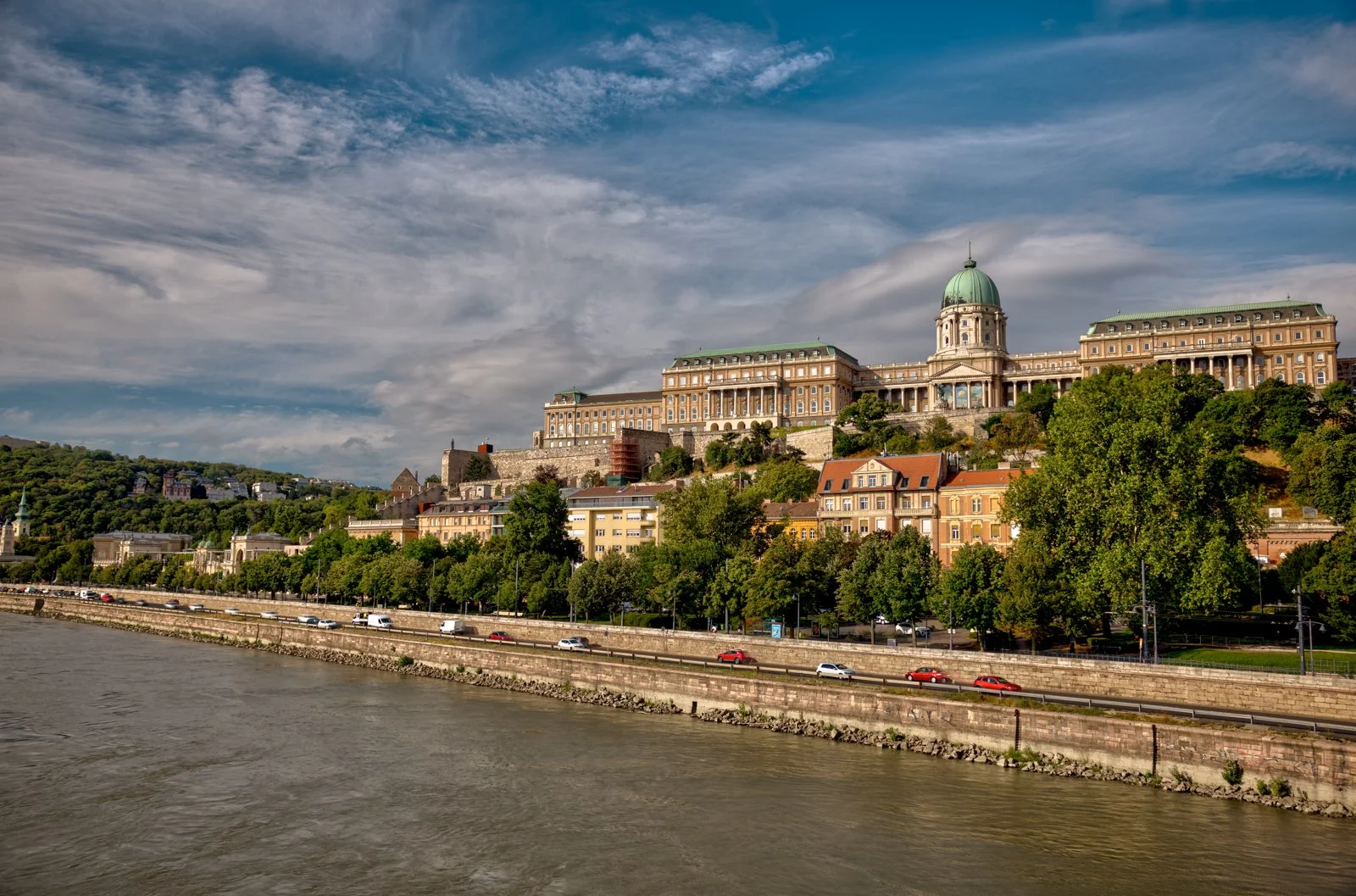 2025 BUDAPEST STREETSCAPES-93.jpg