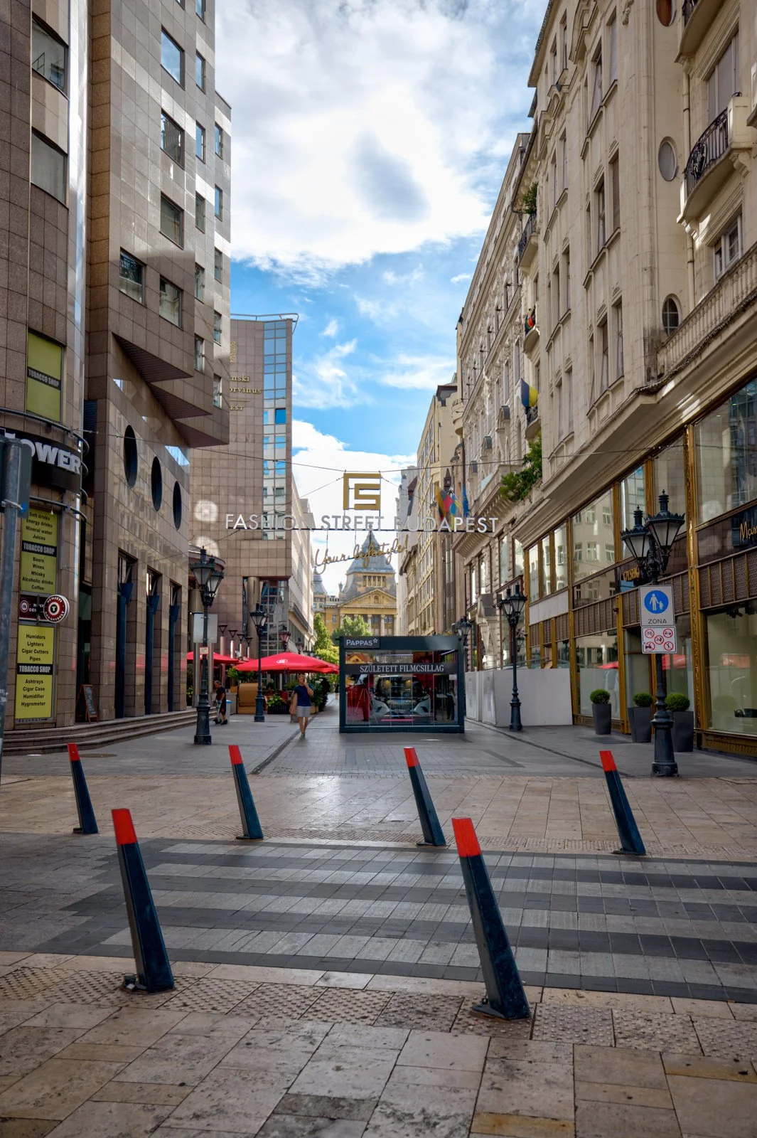 2025 BUDAPEST STREETSCAPES-103.jpg