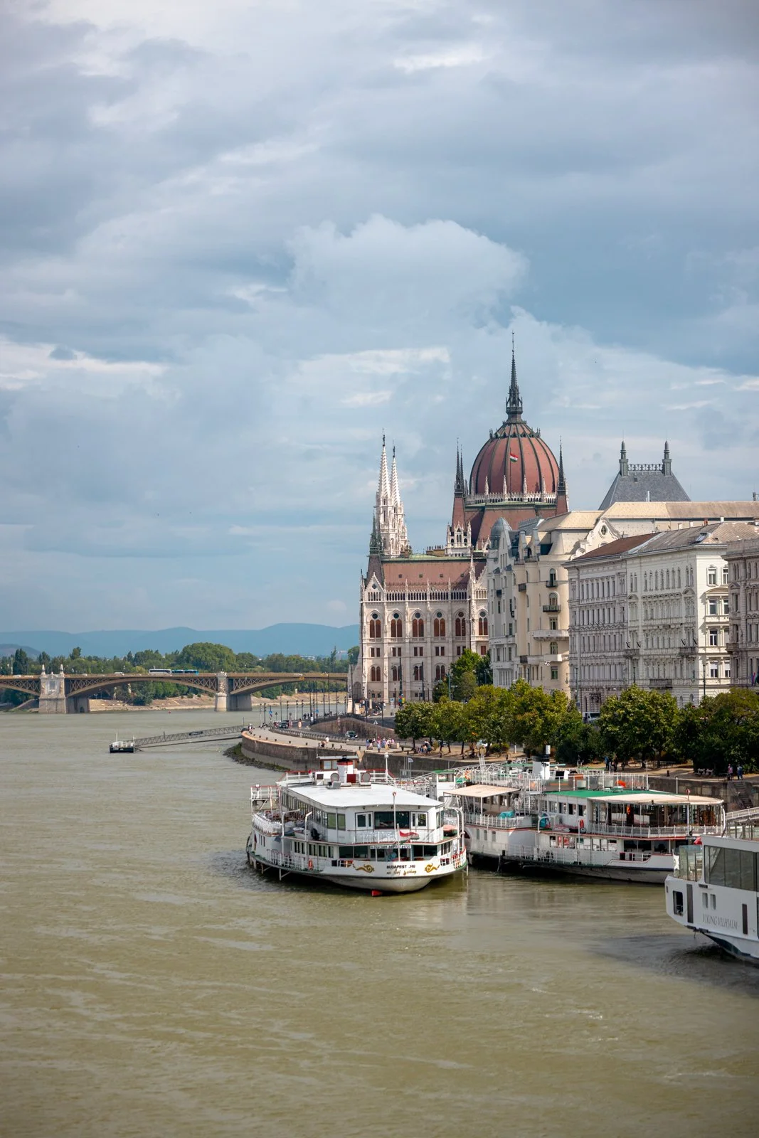 2025 BUDAPEST STREETSCAPES-120.jpg