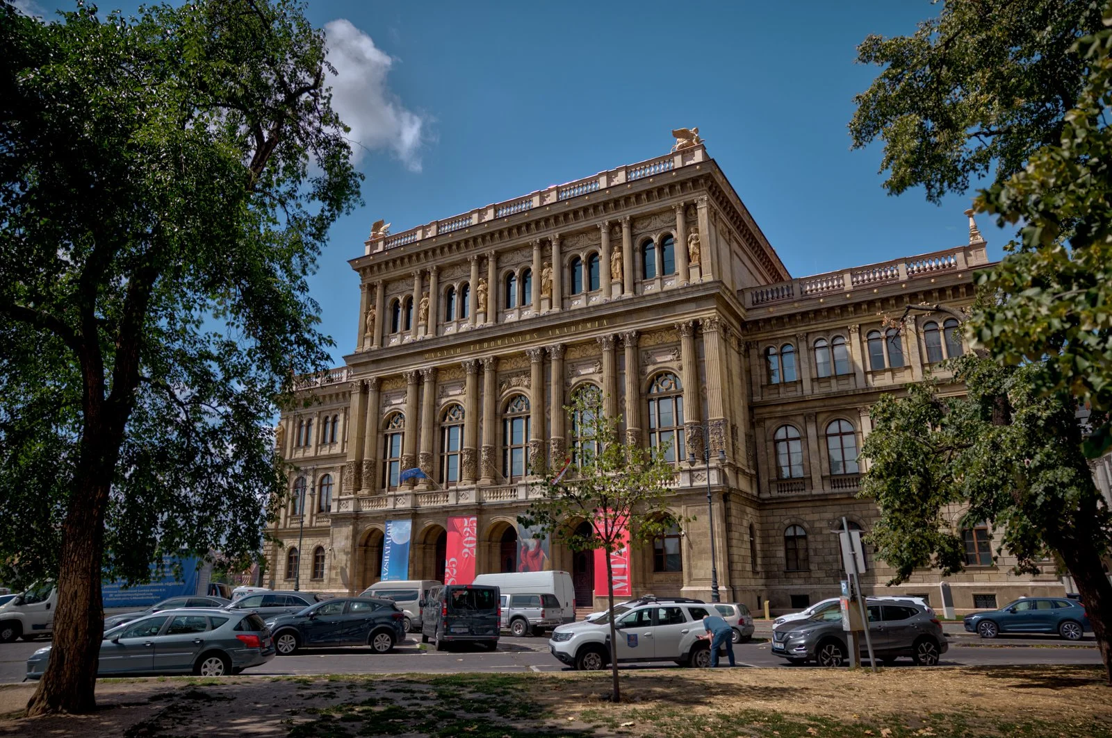 2025 BUDAPEST STREETSCAPES-139.jpg