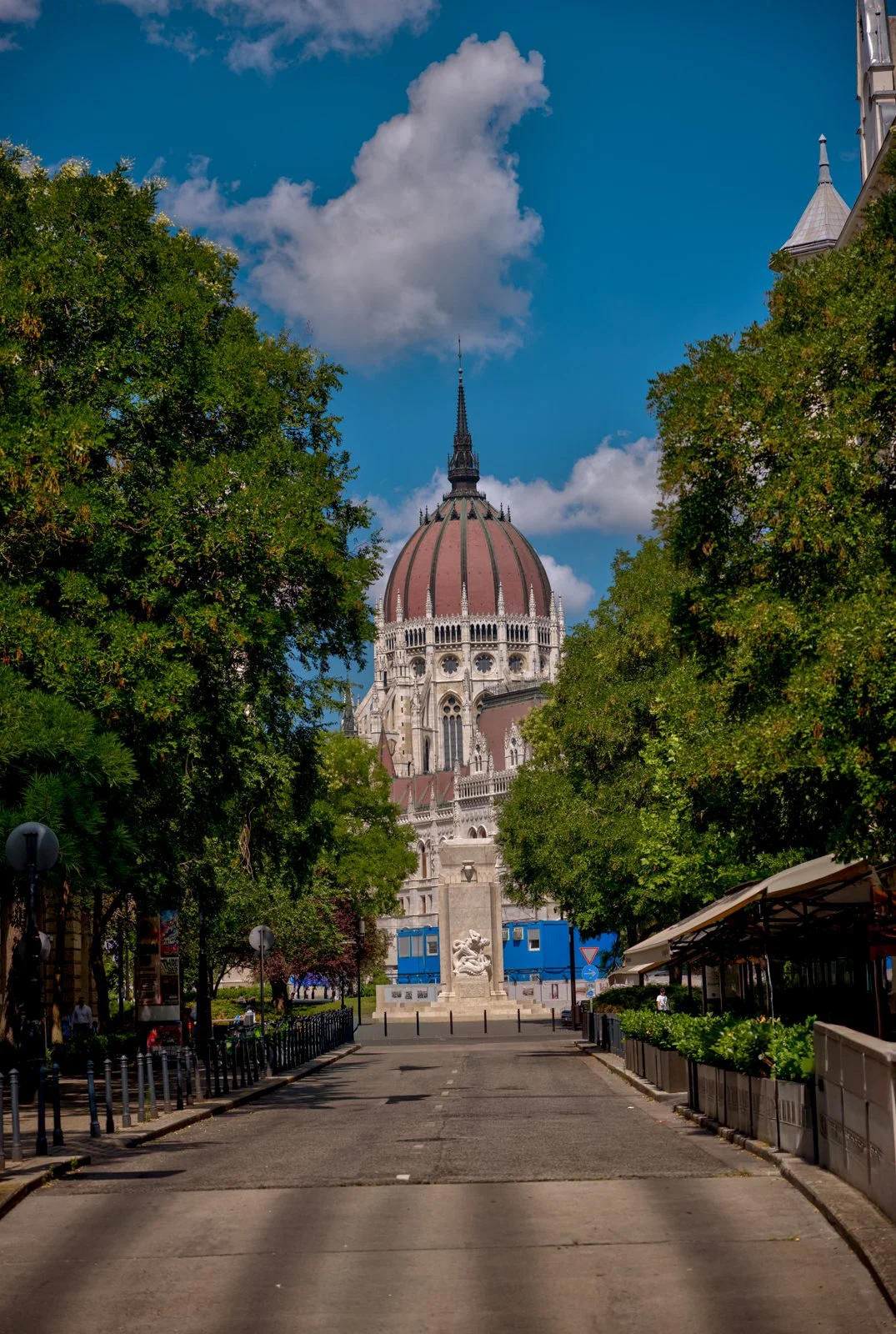 2025 BUDAPEST STREETSCAPES-168.jpg