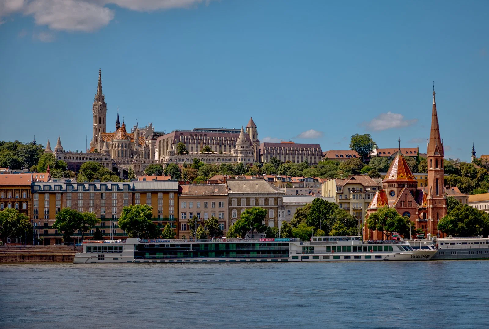 2025 BUDAPEST STREETSCAPES-178.jpg