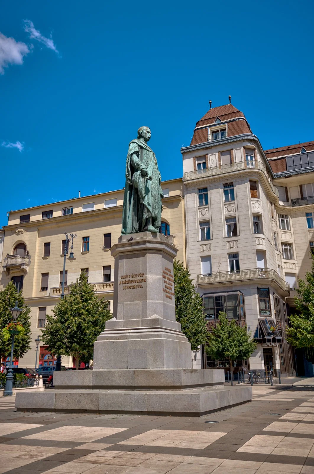 2025 BUDAPEST STREETSCAPES-195.jpg
