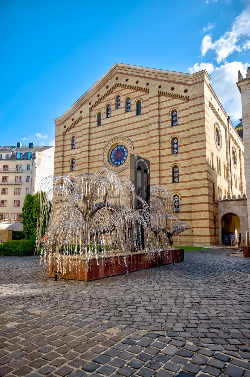 2025 BUDAPEST SYNAGOGUE-19.jpg