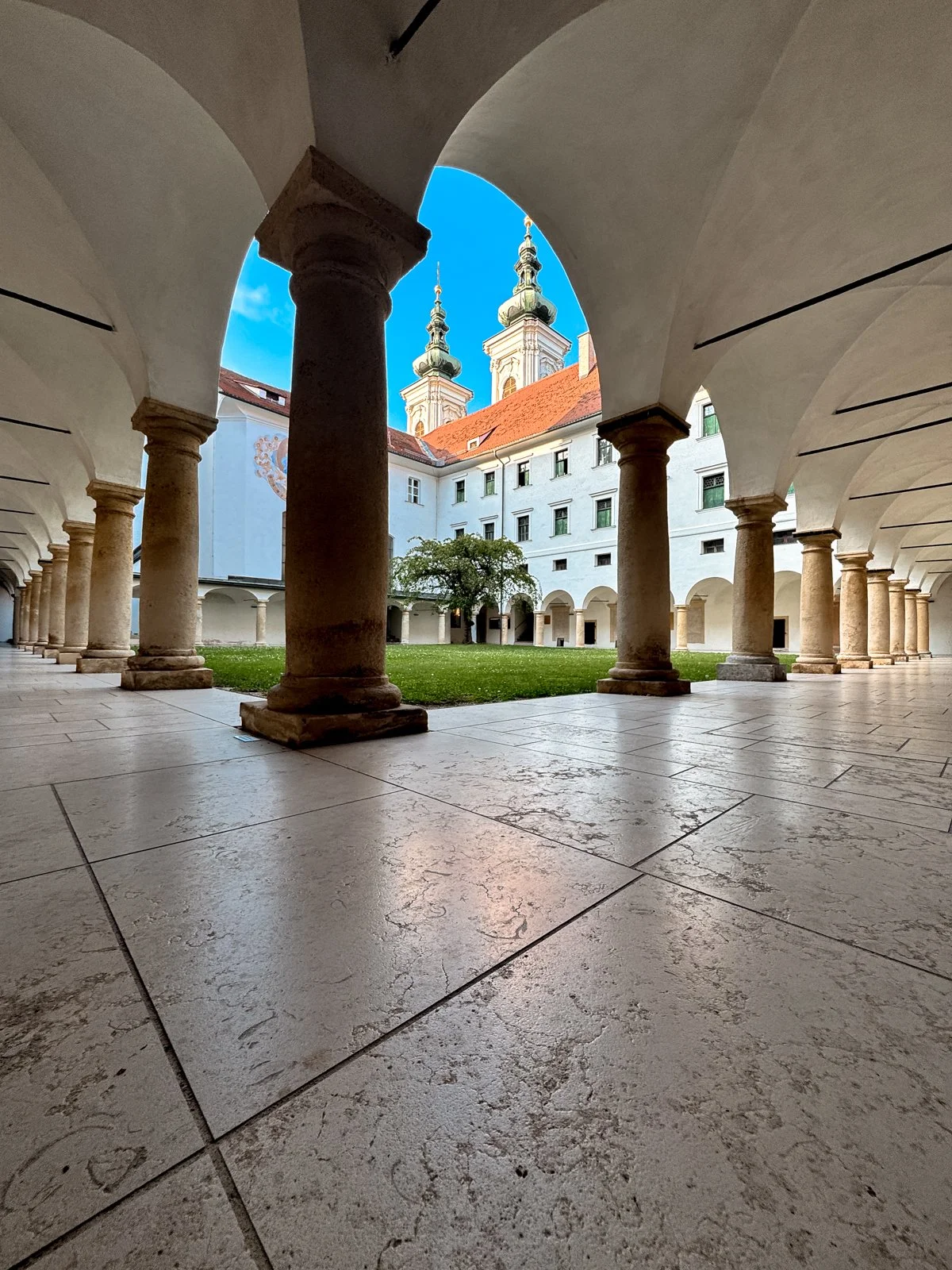 2025 GRAZ-196.jpg