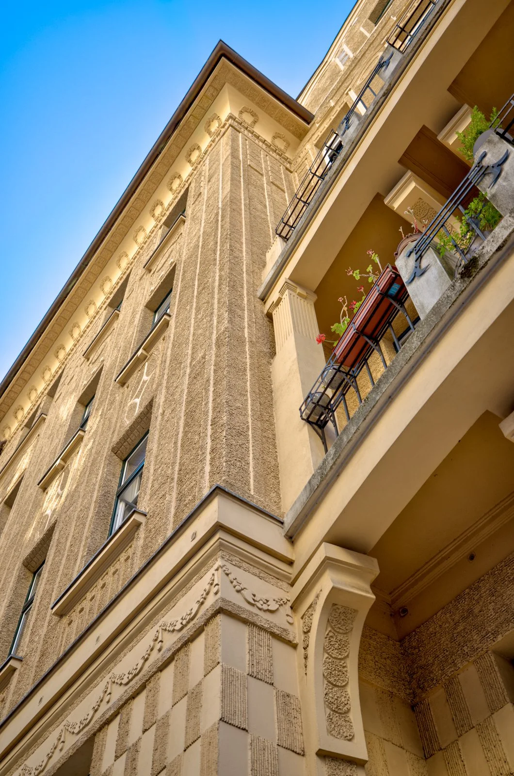 2025 LJUBLJANA STREETSCAPES-45.jpg