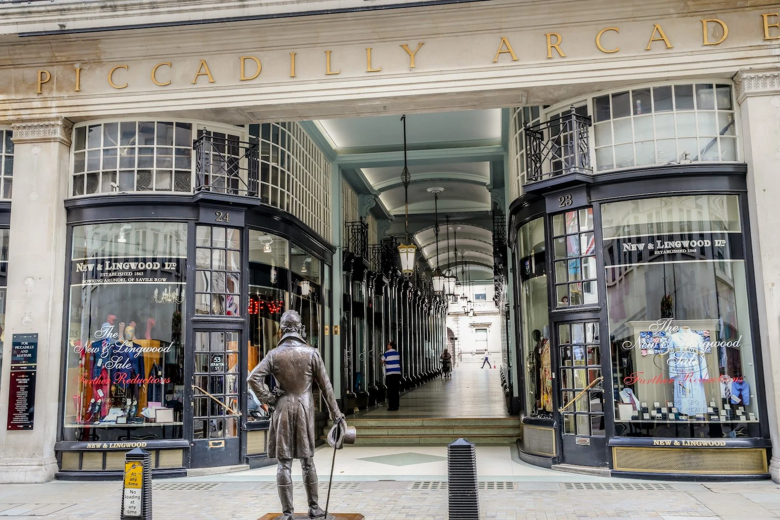 EUROPE 2016 LONDON-2.JPG