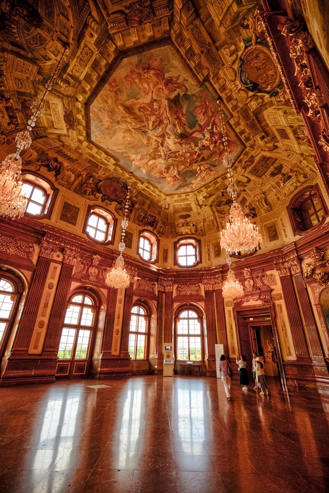 2025 VIENNA BELVEDERE-12.jpg