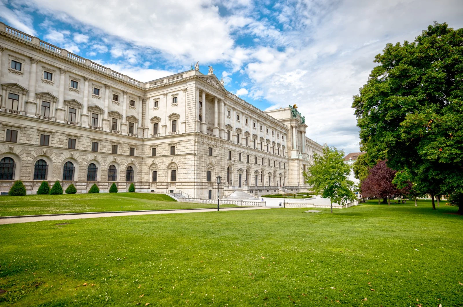 2025 VIENNA HOFSBURG-26.jpg