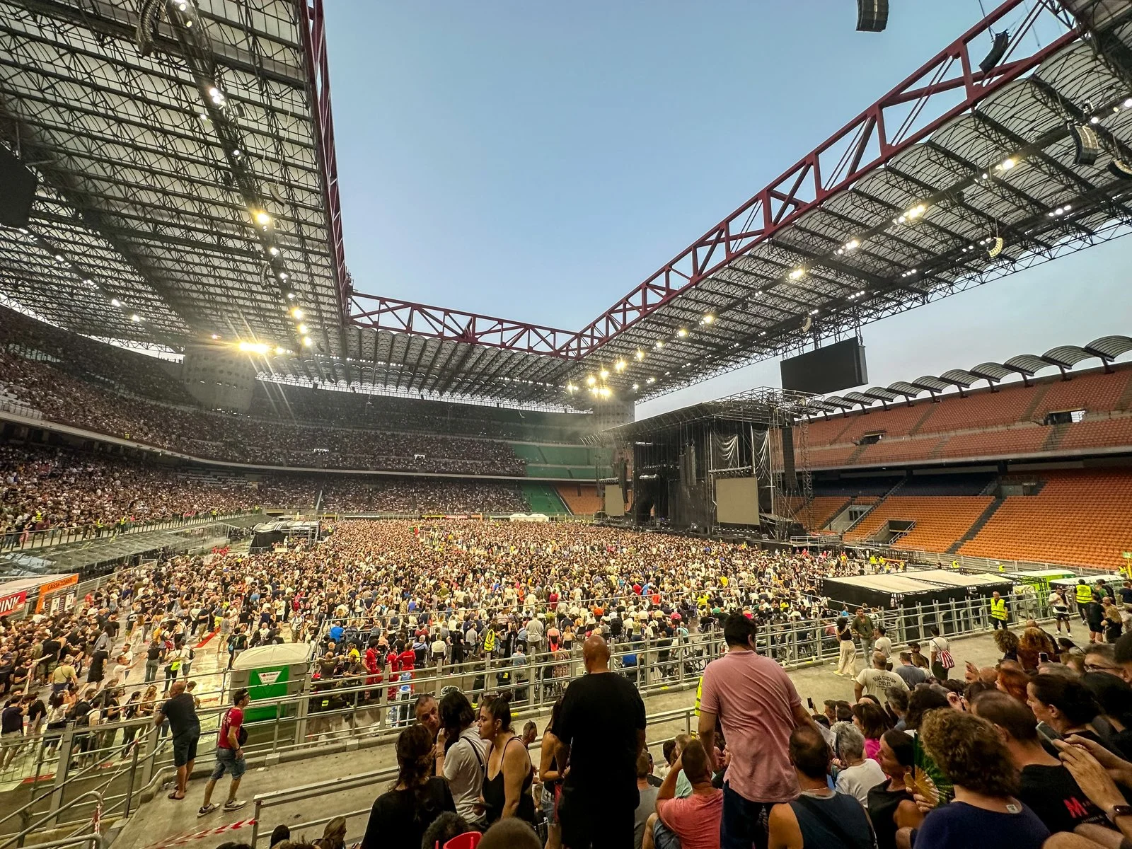 2023 FAMILY EUROPE SUMMER-14.jpg