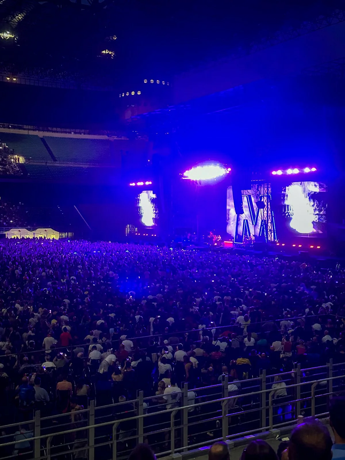 2023 FAMILY EUROPE SUMMER-16.jpg