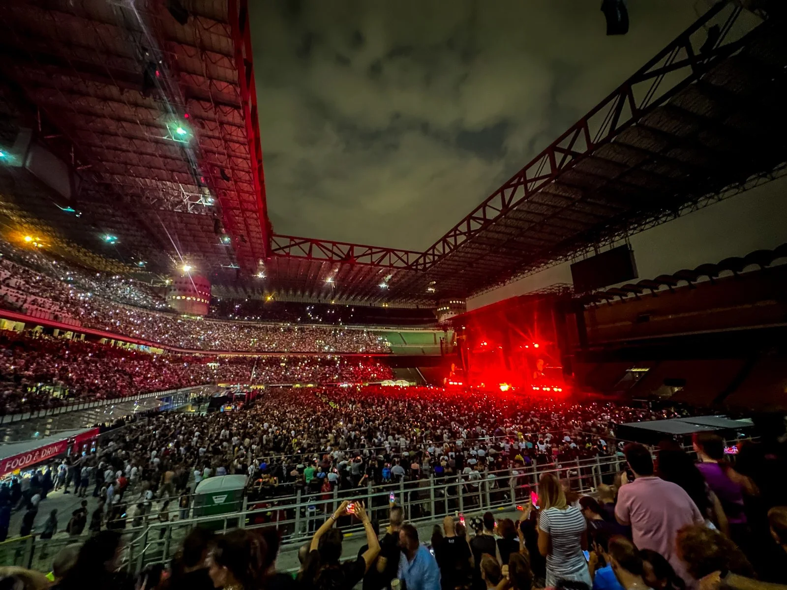 2023 FAMILY EUROPE SUMMER-18.jpg