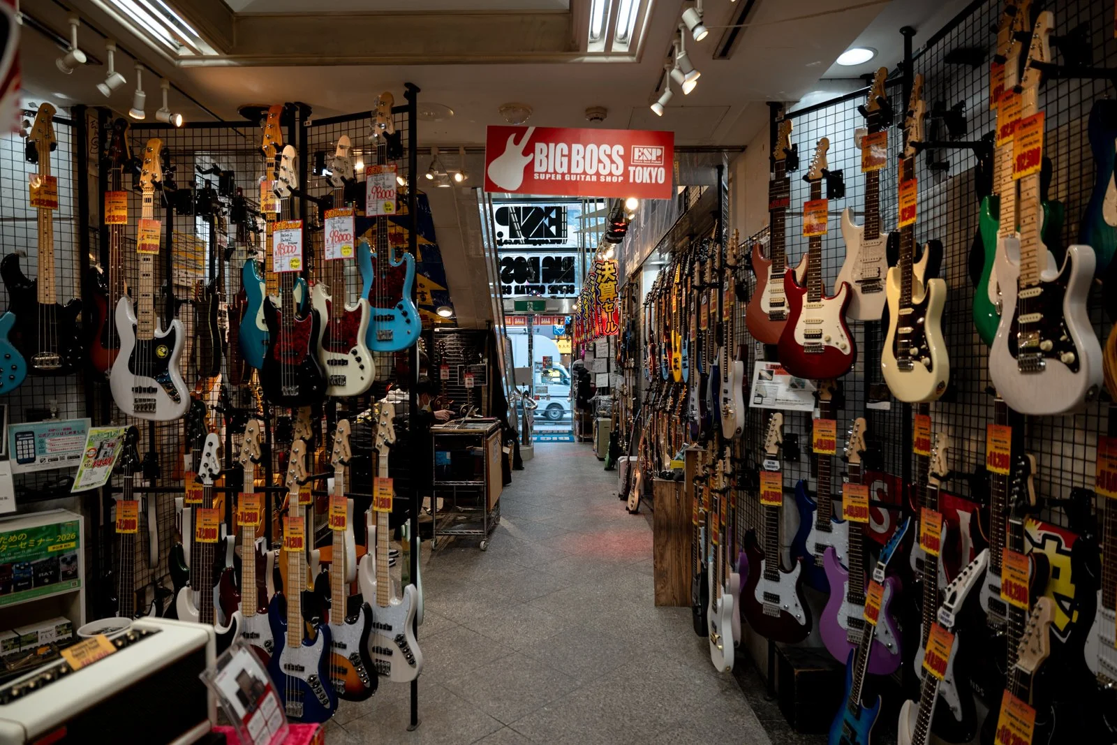 2026 JAPAN OCHANOMIZU GUITARS-2.jpg