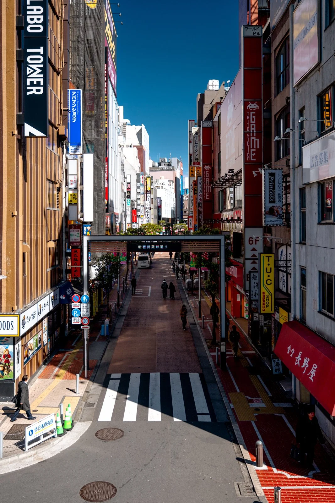 2026 JAPAN TOKYO SHINJUKU STREETSCAPES-3.jpg