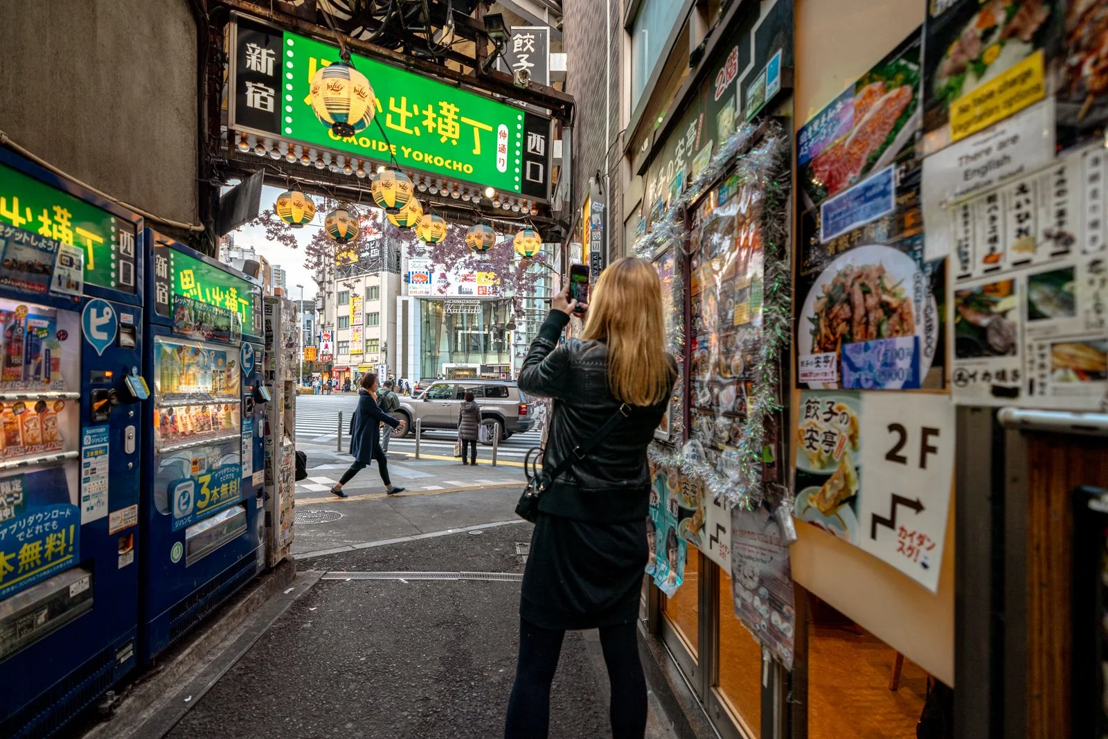 2026 JAPAN TOKYO SHINJUKU STREETSCAPES-13.jpg