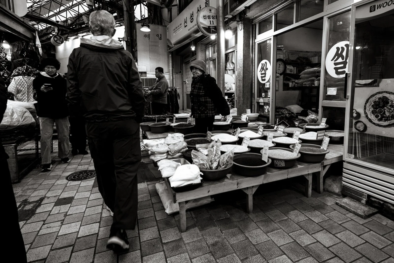 2026 JEJU ISLAND DONGMUN MARKET-2.jpg