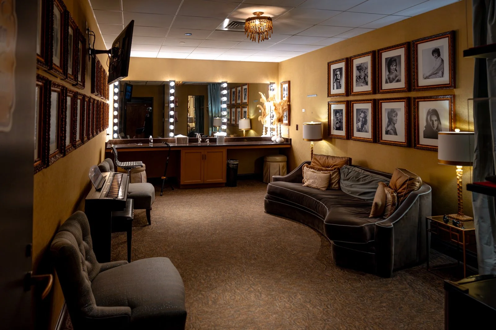 2026 GRAND OLE OPRY-24.jpg