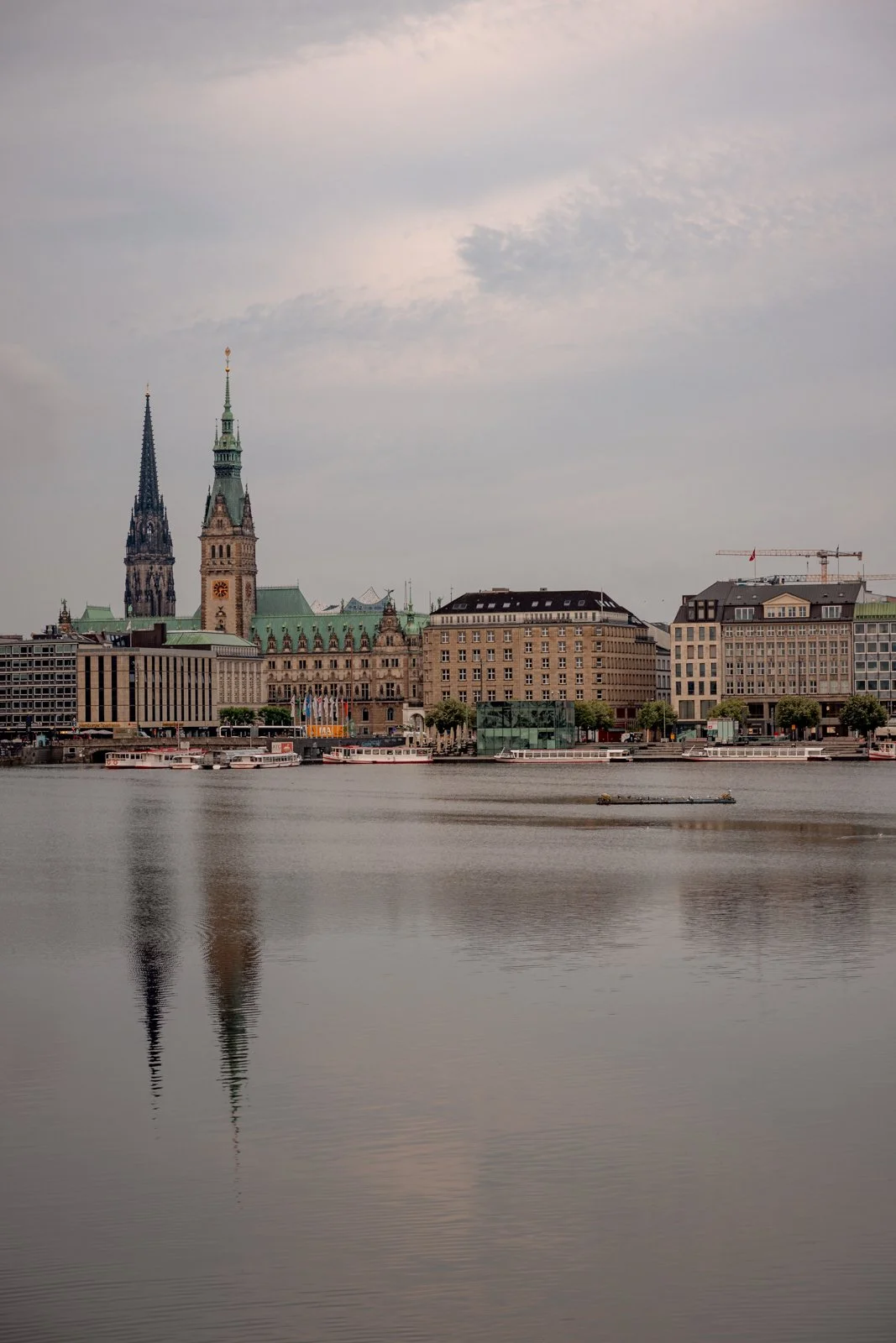 2026 HAMBURG ALSTER LAKES-18.jpg