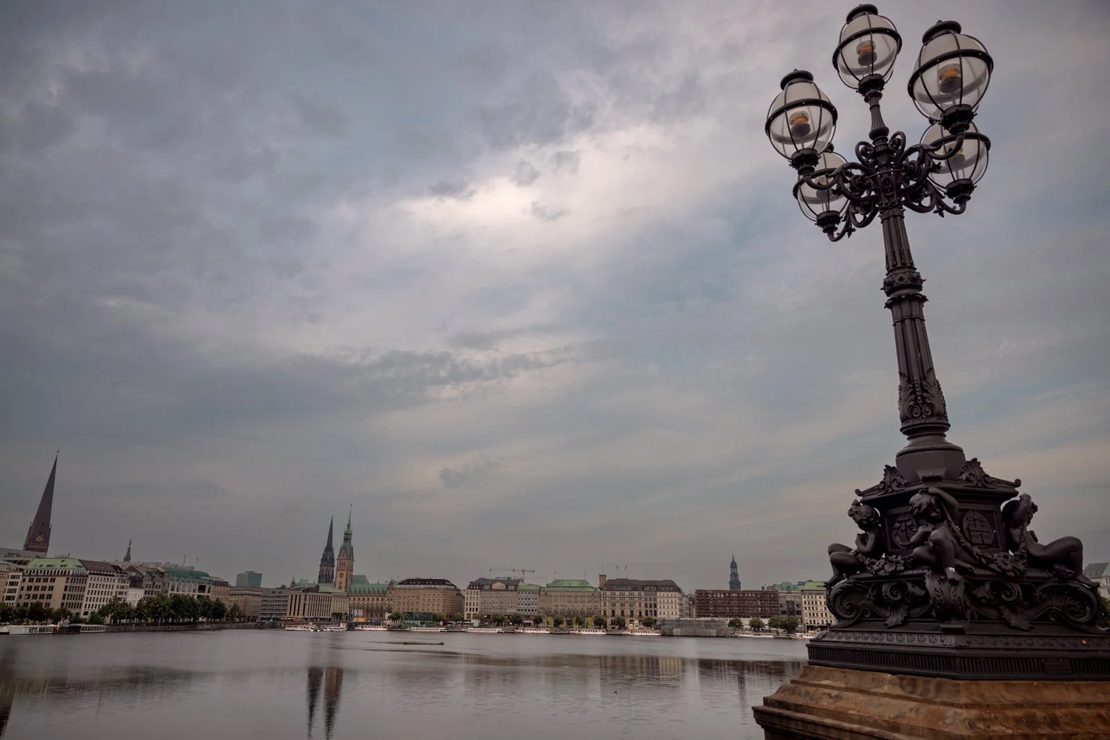 2026 HAMBURG ALSTER LAKES-19.jpg
