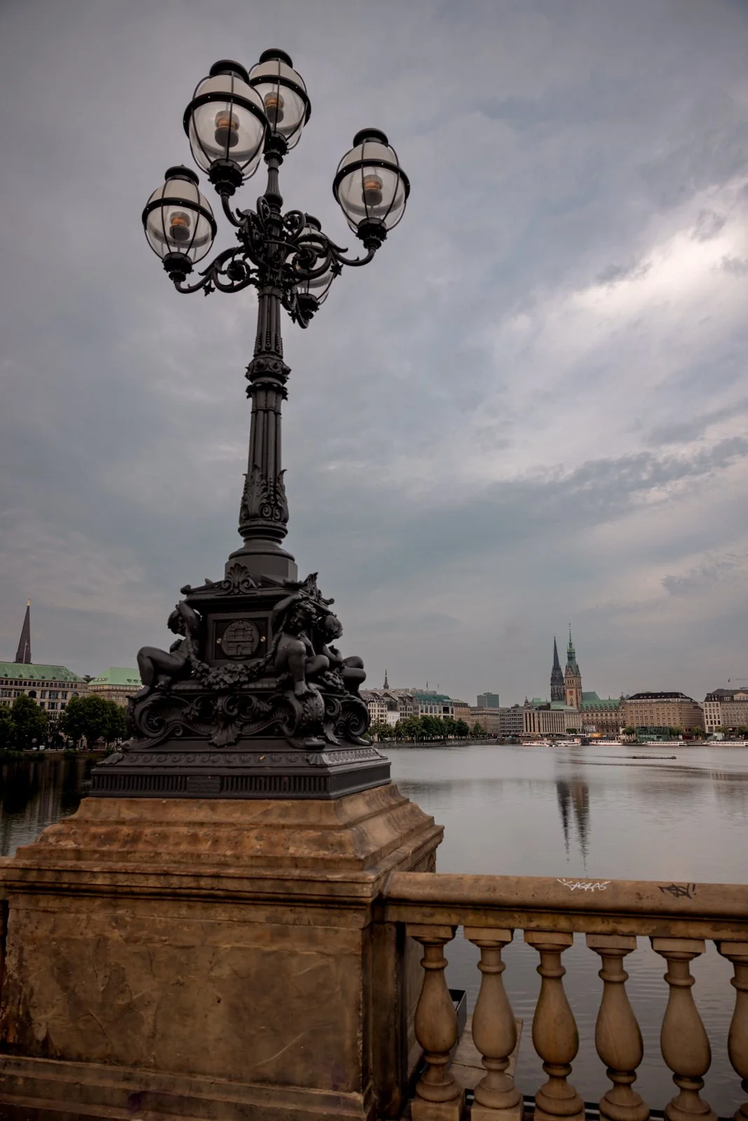 2026 HAMBURG ALSTER LAKES-20.jpg