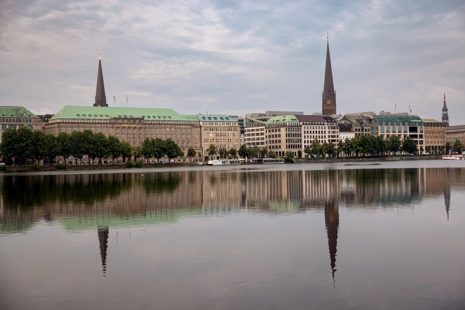 2026 HAMBURG ALSTER LAKES-21.jpg
