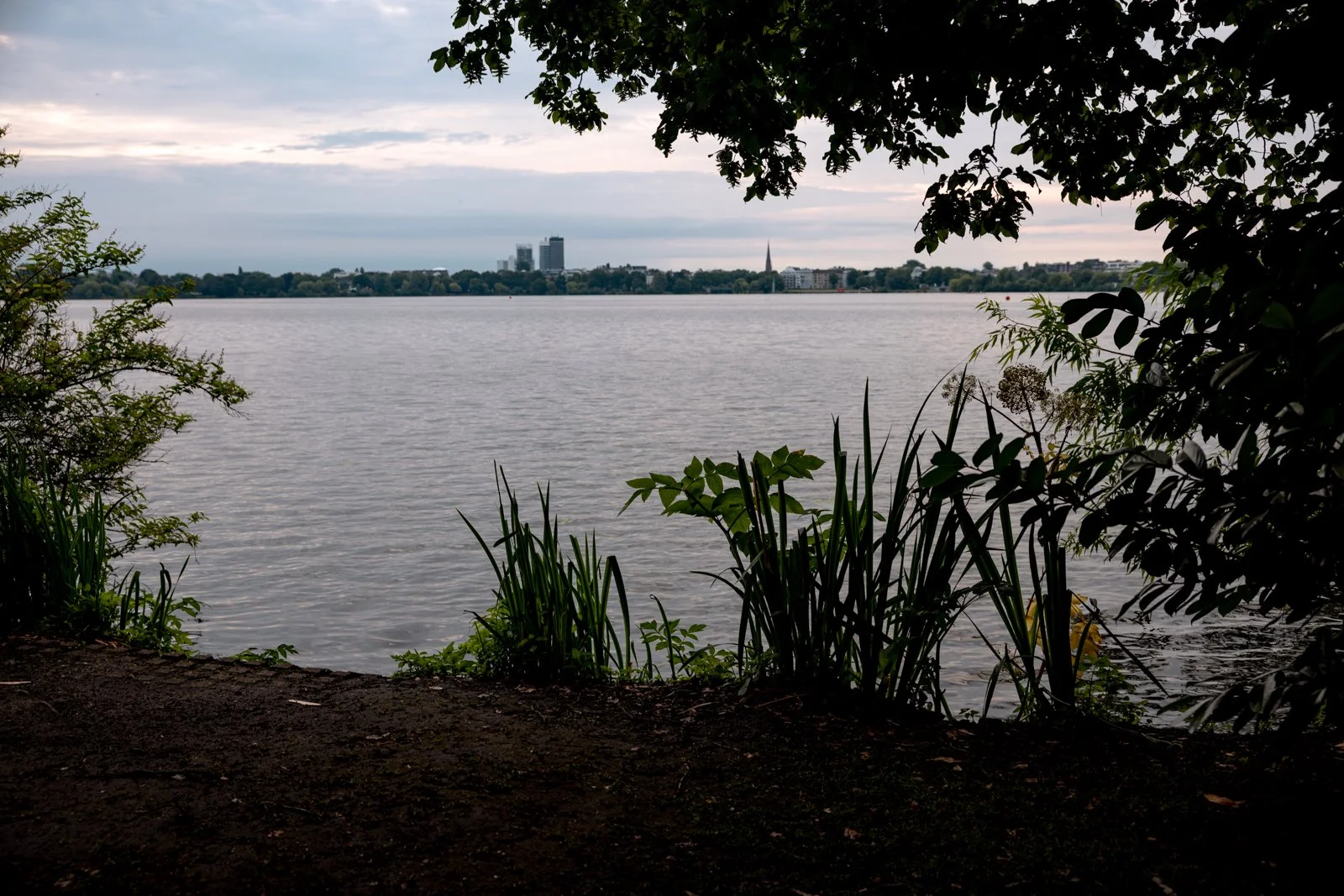 2026 HAMBURG ALSTER LAKES-44.jpg