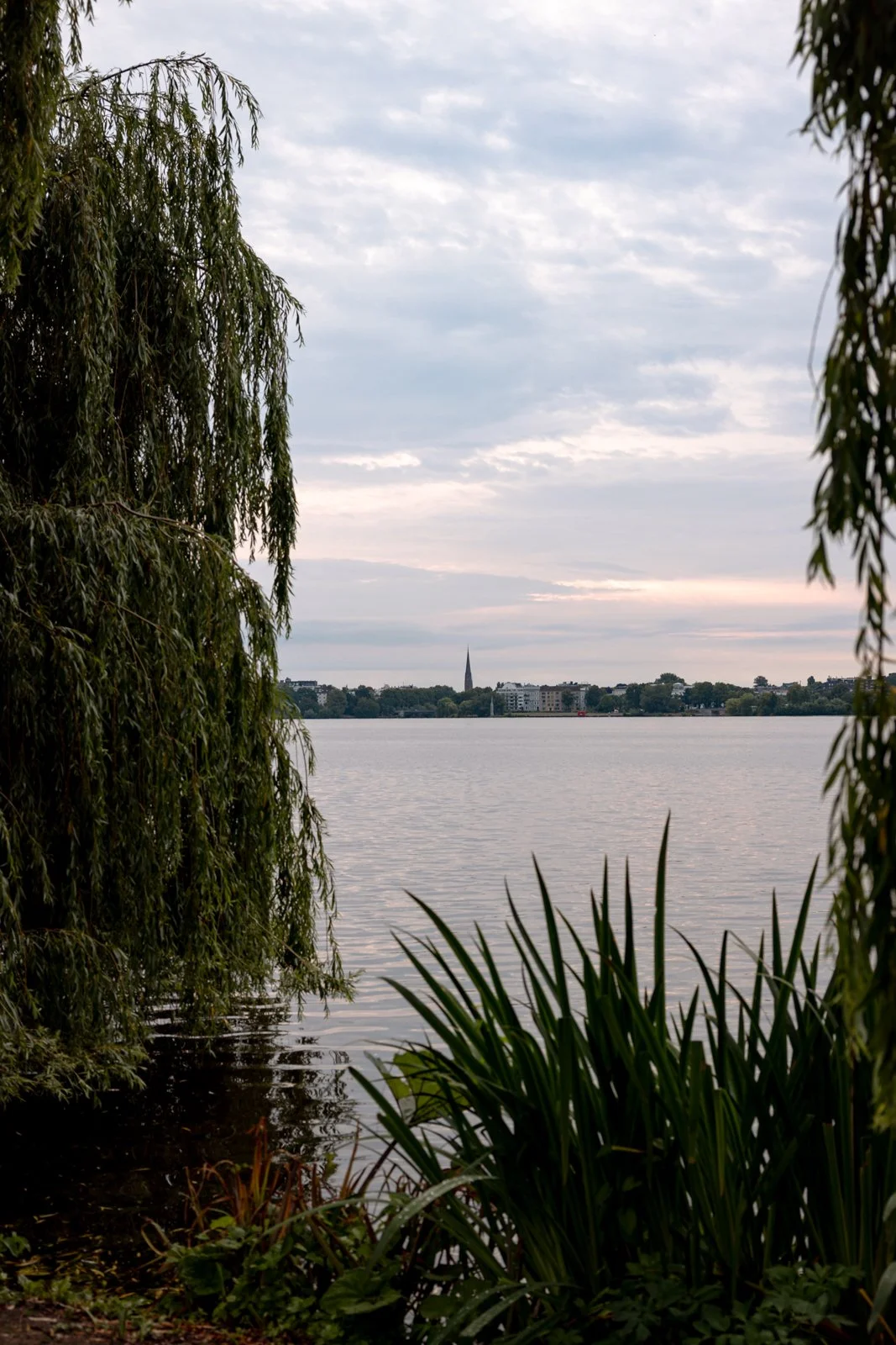 2026 HAMBURG ALSTER LAKES-47.jpg