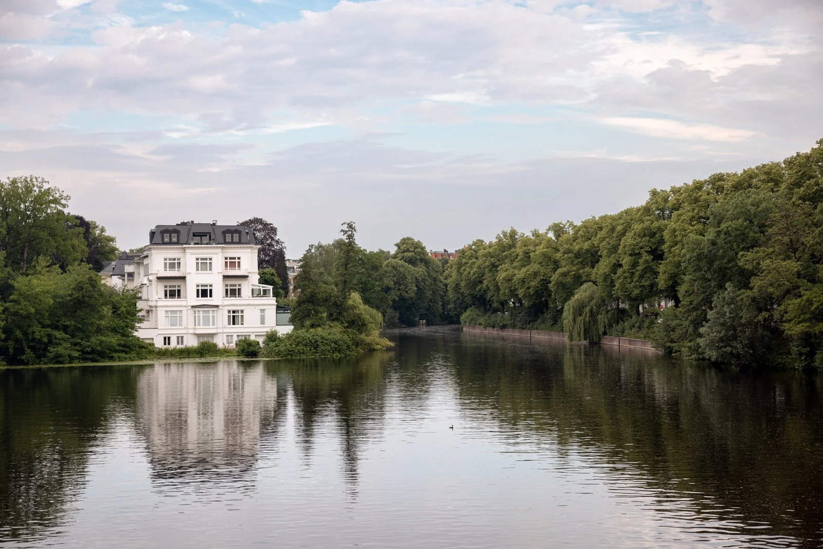 2026 HAMBURG ALSTER LAKES-74.jpg