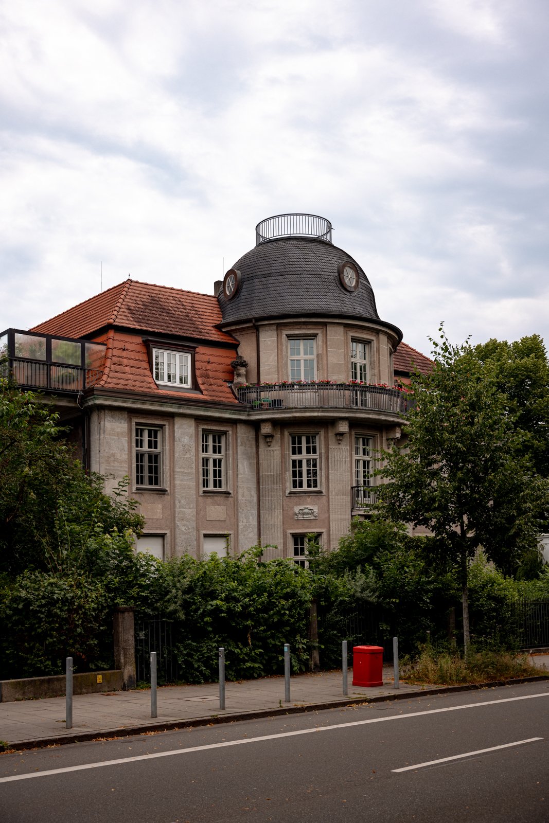 2026 HAMBURG ALSTER LAKES-76.jpg