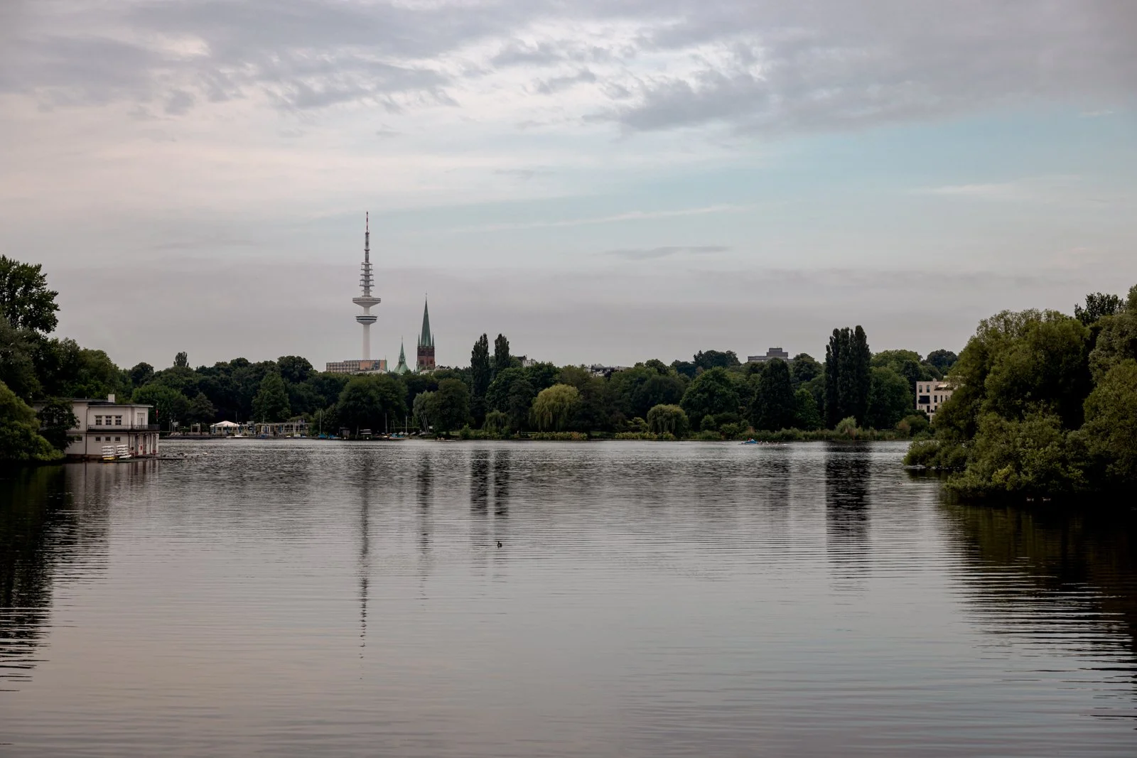 2026 HAMBURG ALSTER LAKES-84.jpg