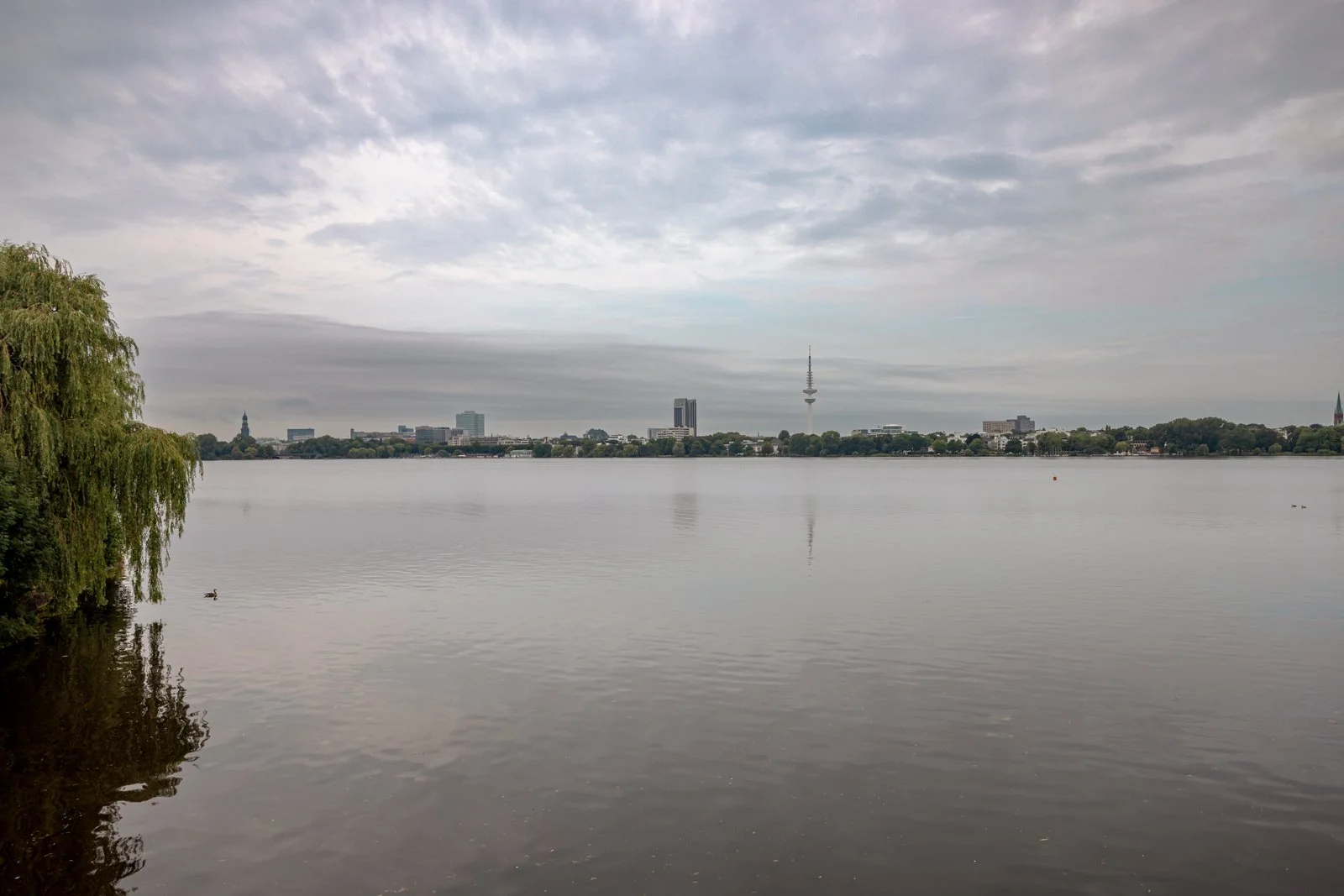 2026 HAMBURG ALSTER LAKES-87.jpg
