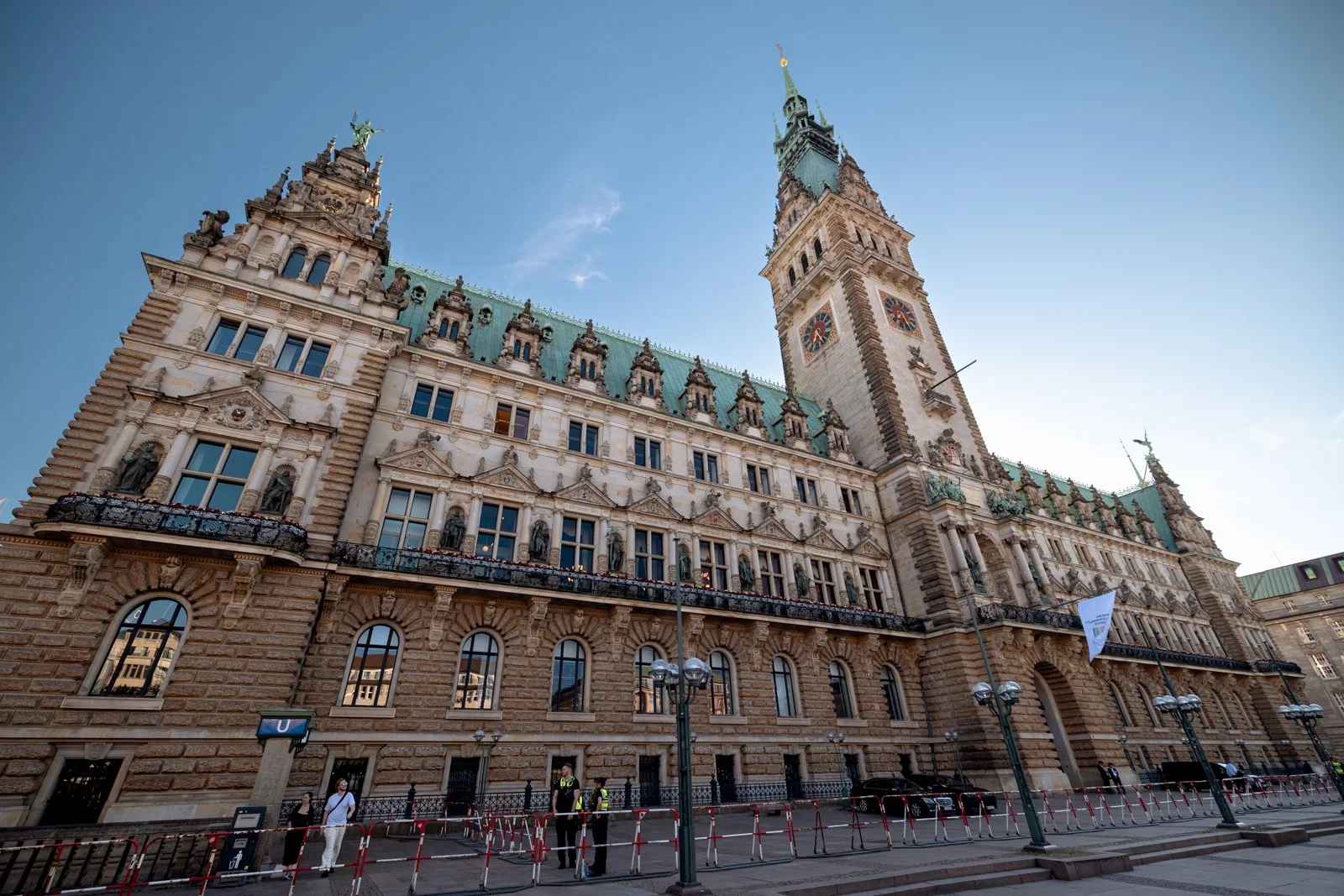 2026 HAMBURG CITY CENTRE-5.jpg