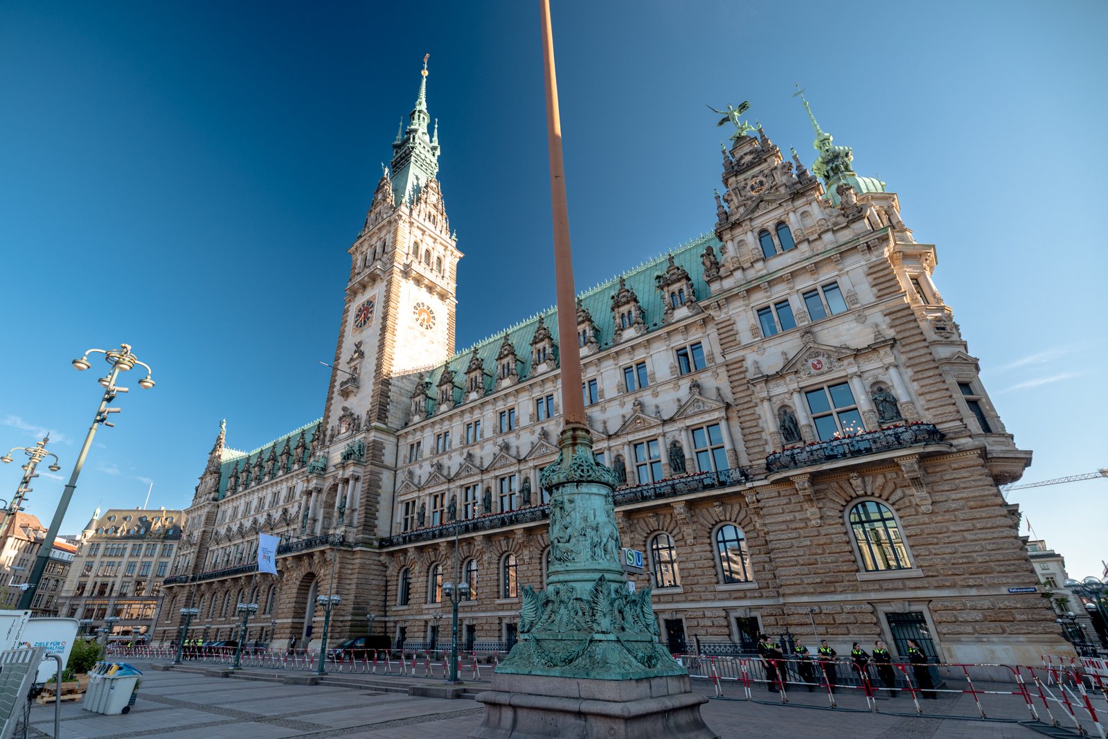 2026 HAMBURG CITY CENTRE-7.jpg