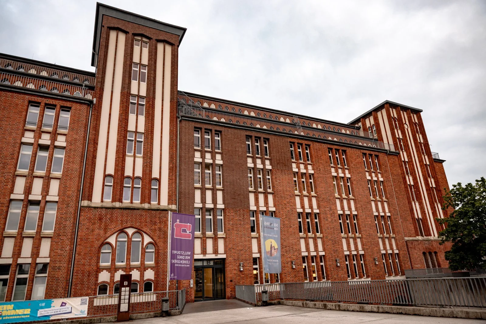 2026 HAMBURG CITY CENTRE-41.jpg