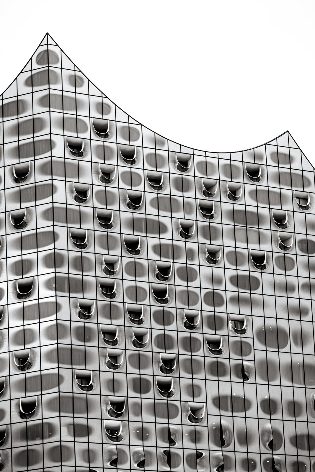 2026 HAMBURG ELBPHILHARMONIE-4.jpg