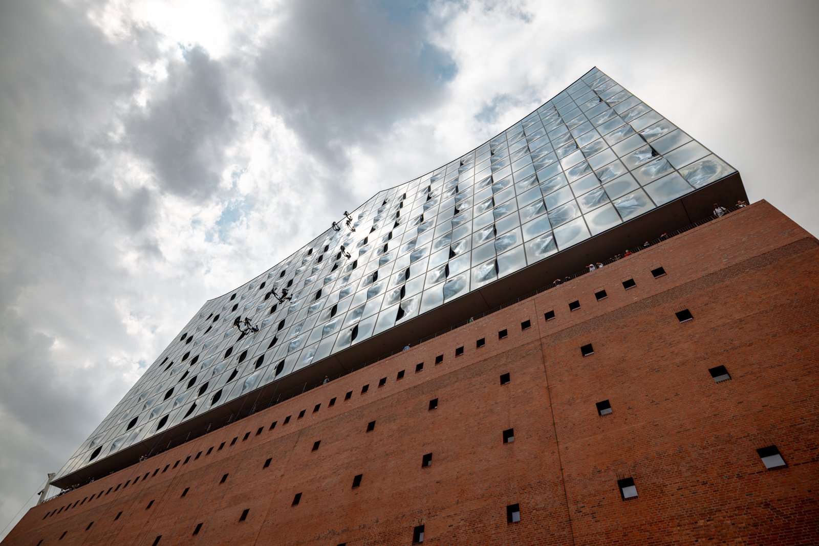 2026 HAMBURG ELBPHILHARMONIE-10.jpg