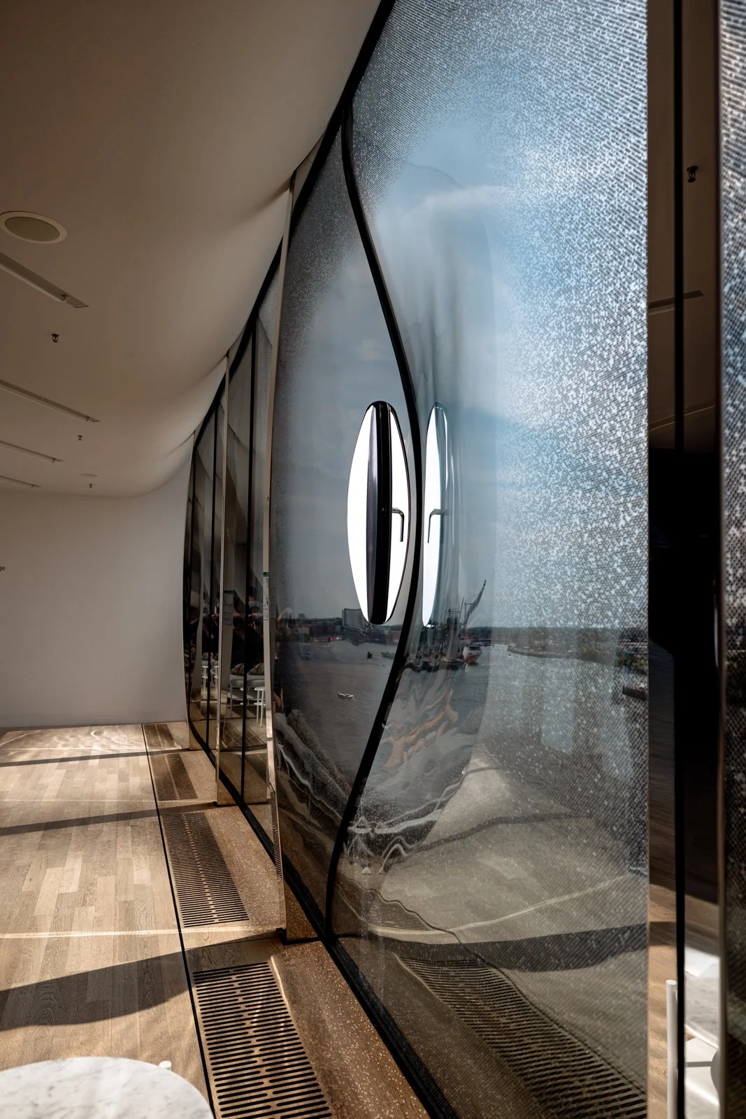2026 HAMBURG ELBPHILHARMONIE-34.jpg