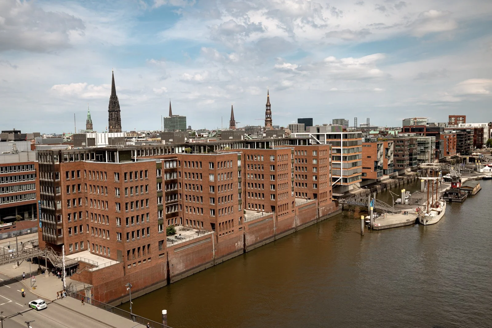 2026 HAMBURG ELBPHILHARMONIE-55.jpg