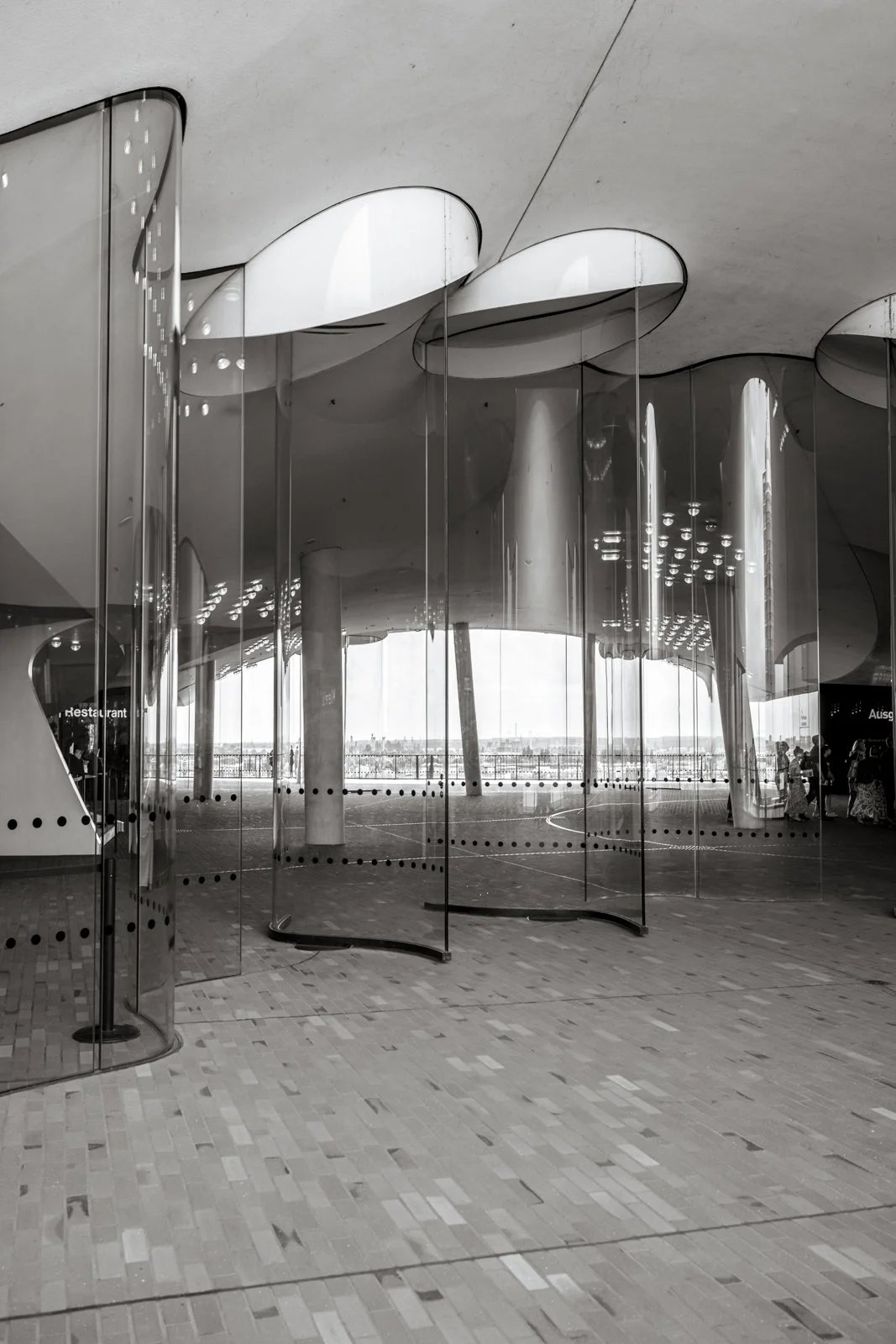 2026 HAMBURG ELBPHILHARMONIE-59.jpg