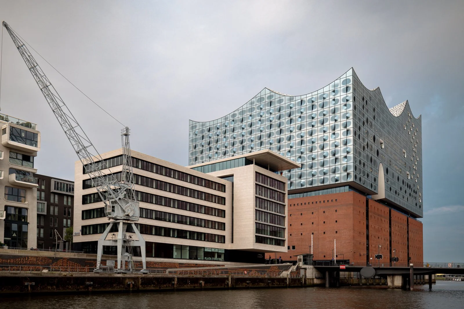 2026 HAMBURG HAFENCITY-10.jpg