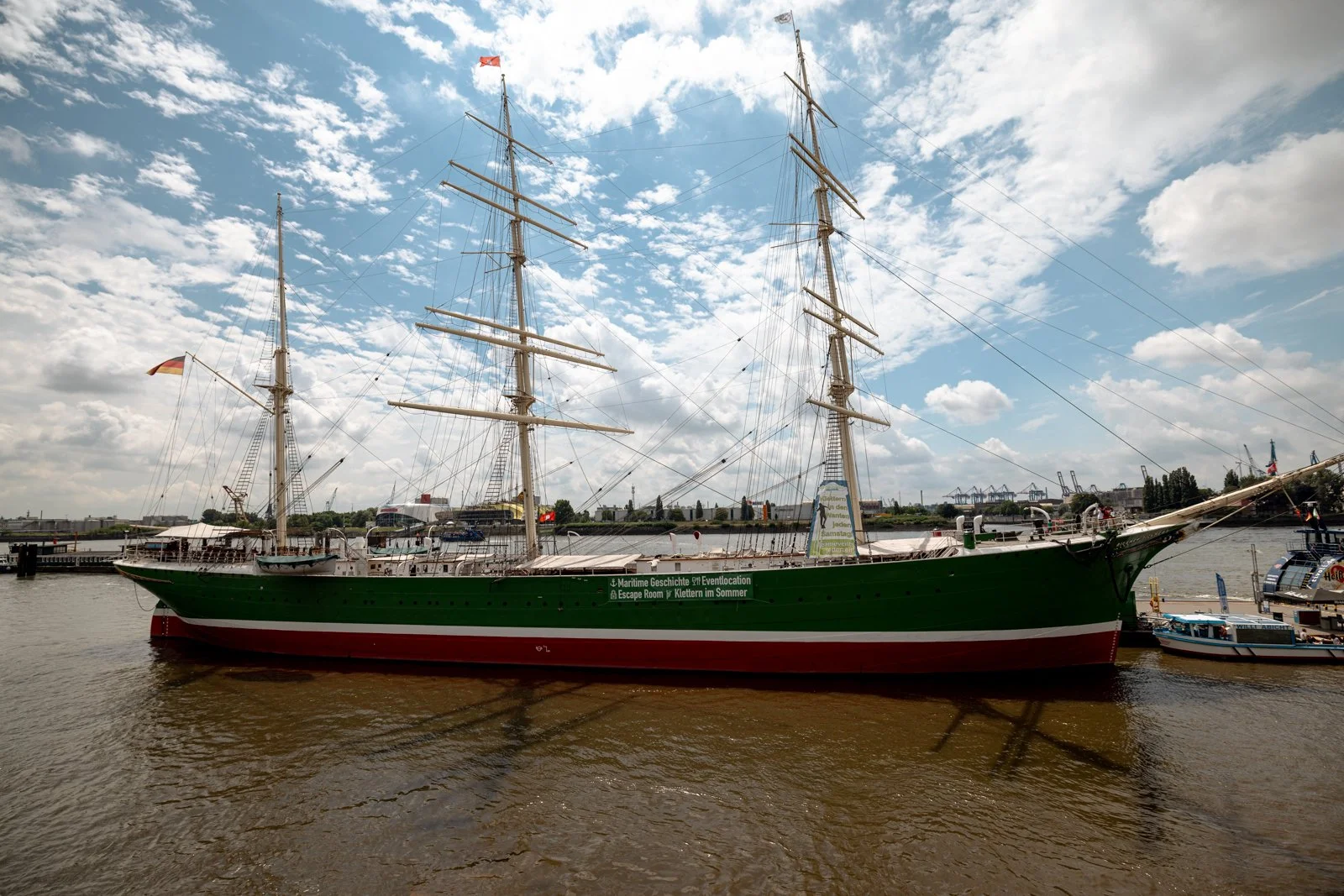 2026 HAMBURG PORT-9.jpg