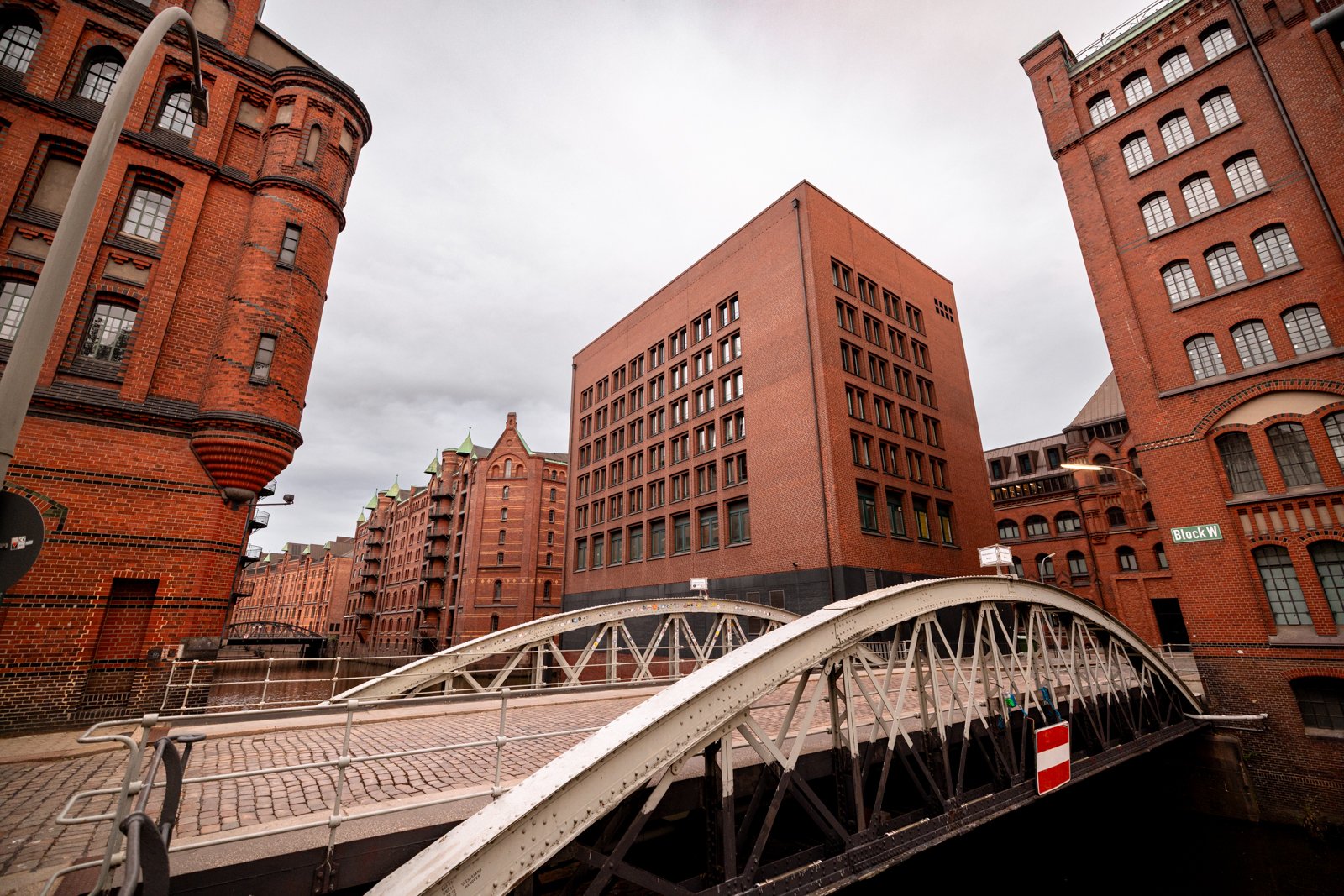 2026 HAMBURG SPEICHERSTADT-13.jpg