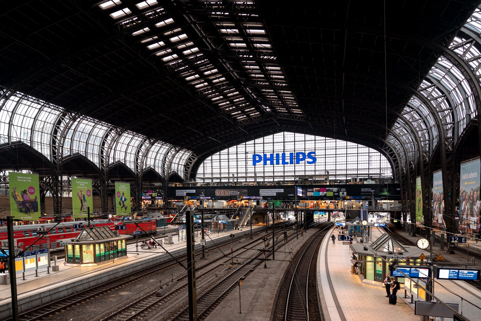 2026 HAMBURG HAUPTBAHNHOF-11.jpg
