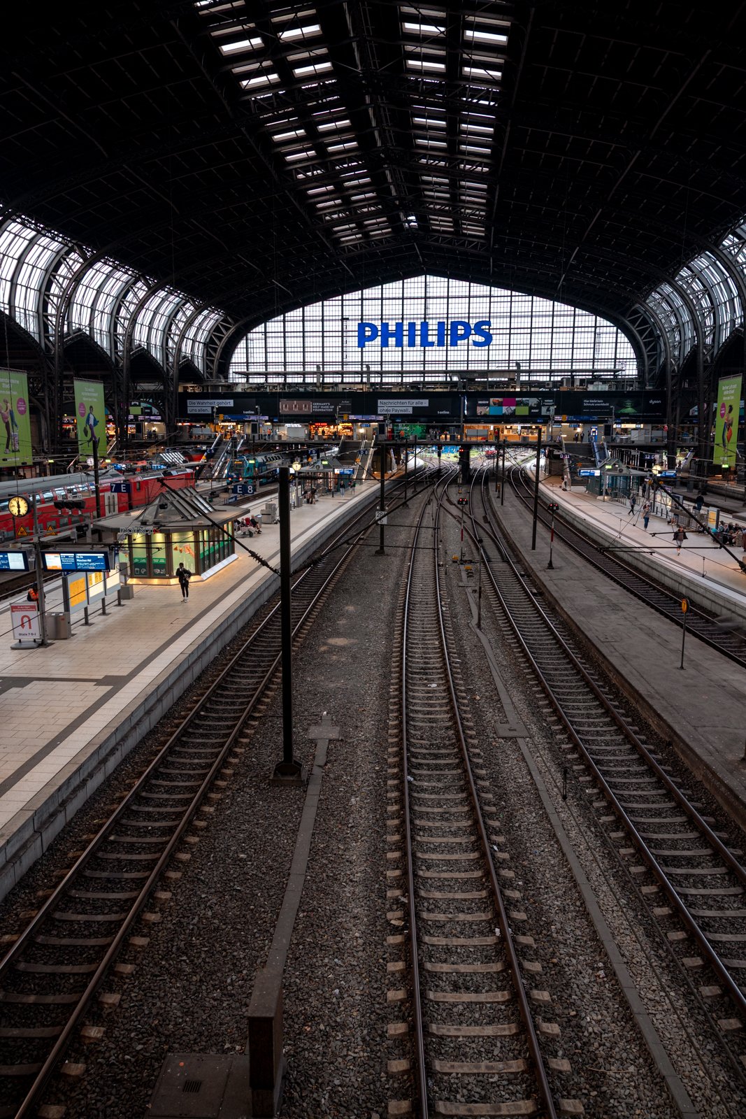 2026 HAMBURG HAUPTBAHNHOF-13.jpg